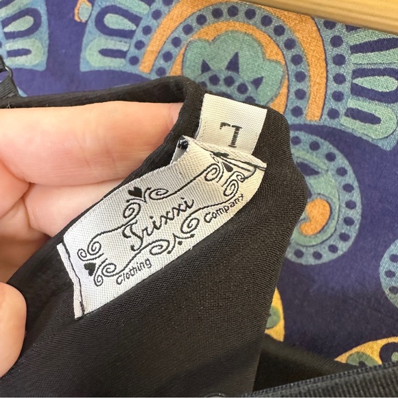 🦋5/20$🦋 black sequin waist dress - Picture 7 of 7